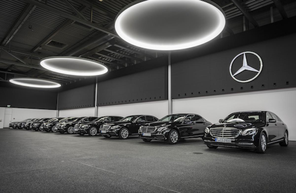 Exklusiver Chauffeurservice mit Stern 