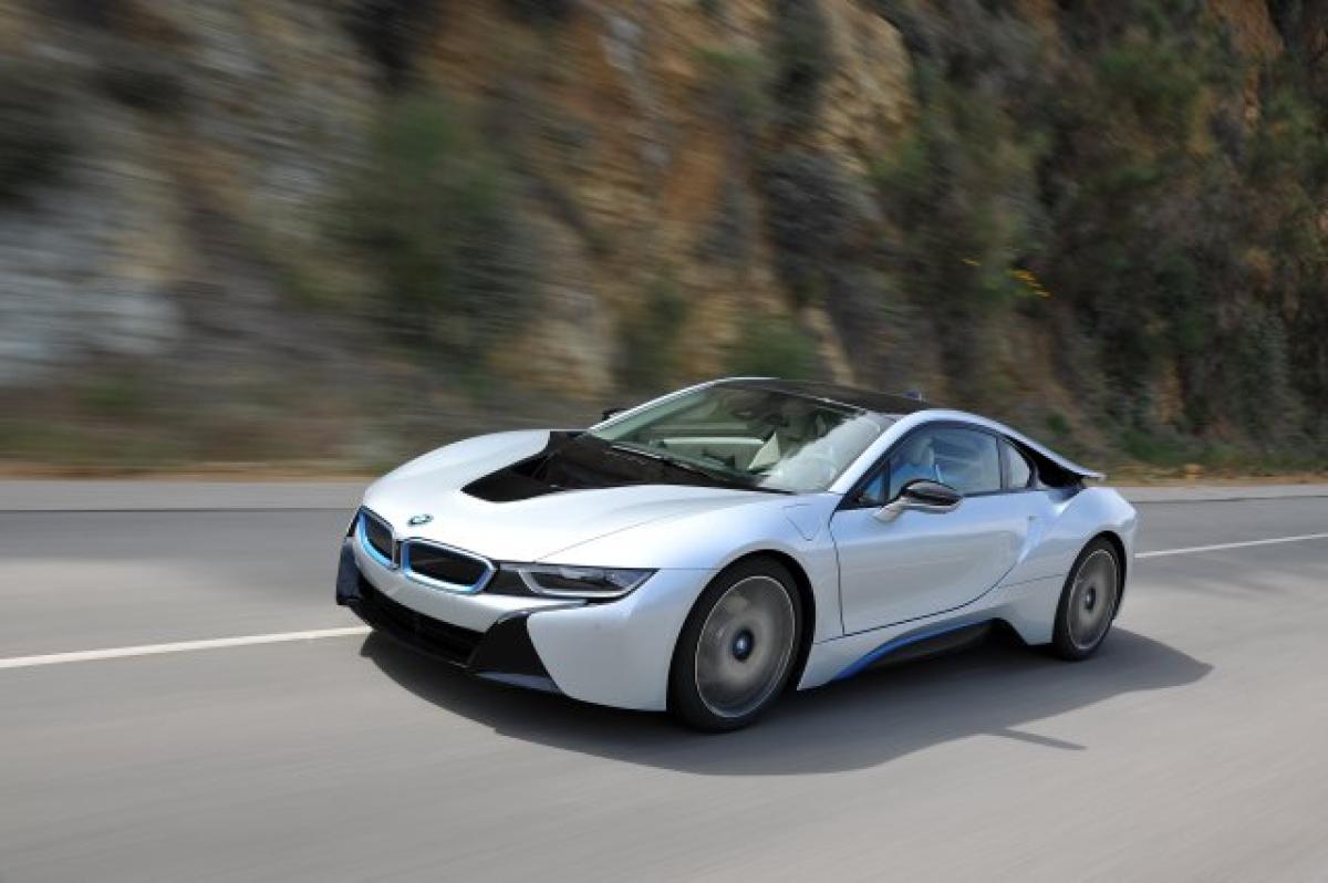 BMW i8