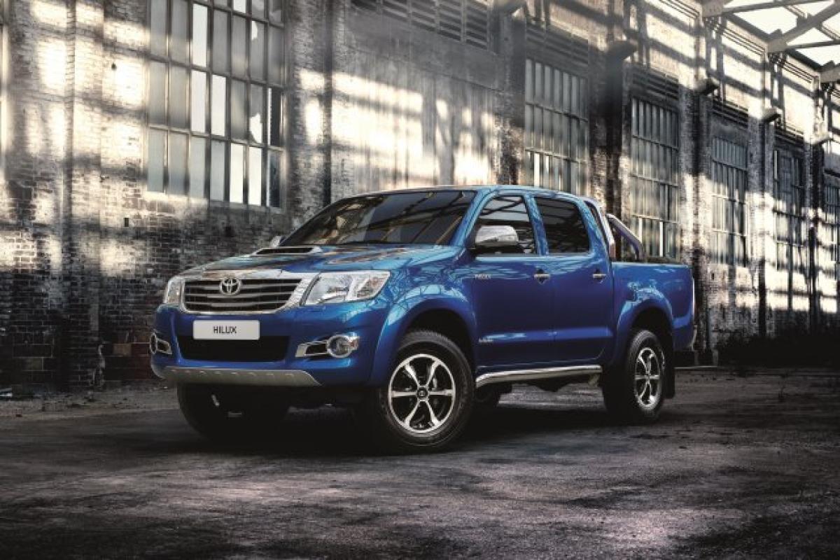 Toyota Hilux Invincible