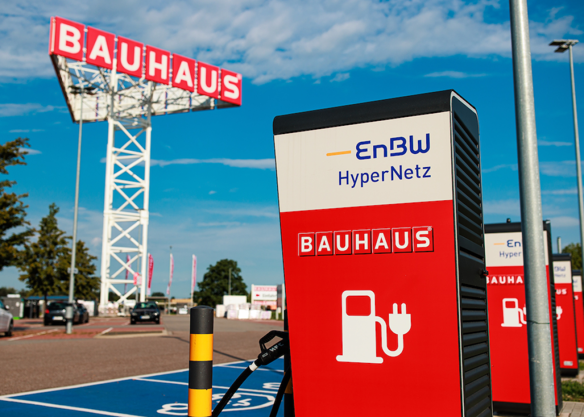 BAUHAUS und EnBW bieten bundesweit bereits mehr als 450 Schnellladepunkte