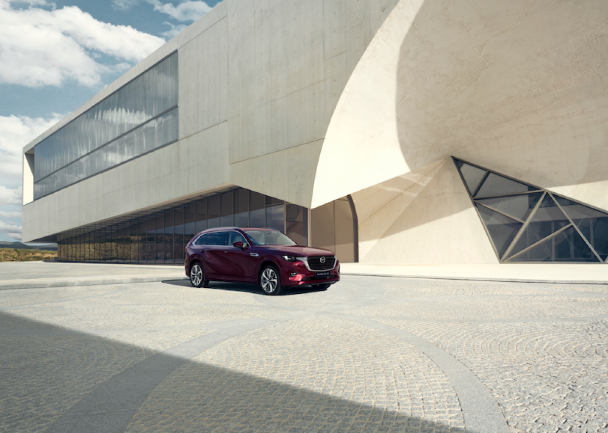 Mazda CX-80 feiert mit attraktiven Angeboten Premiere im Handel