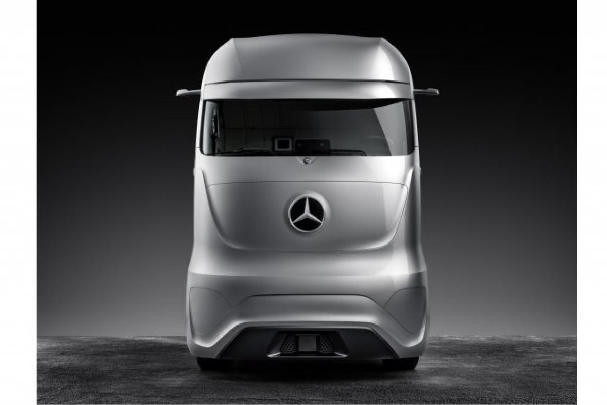 Mercedes-Benz Future Truck 2025