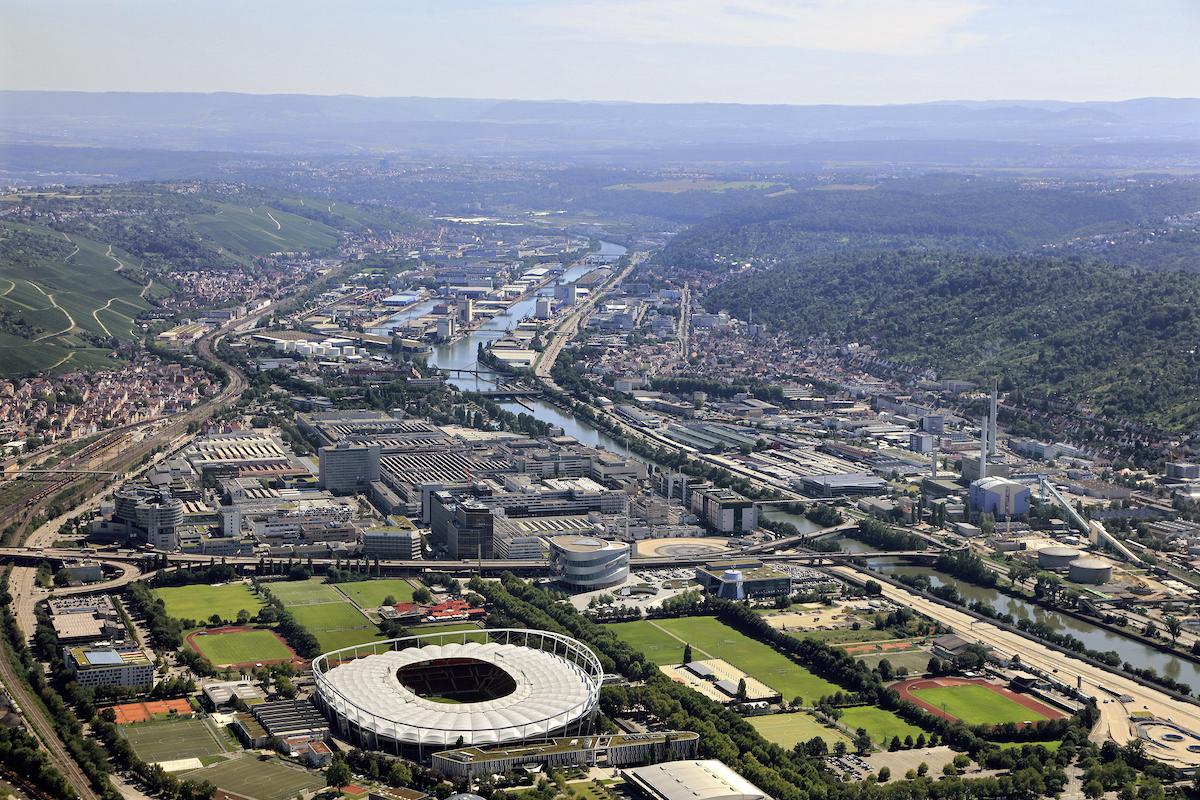 Mercedes-Benz Drive Systems Campus richtet sich auf Electric First aus