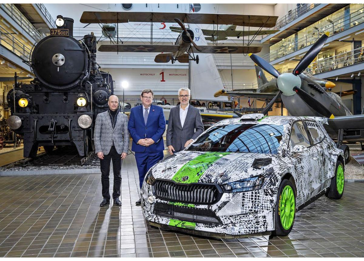 Prototyp des Škoda Fabia RS Rally2 an Technisches Nationalmuseum in Prag übergeben