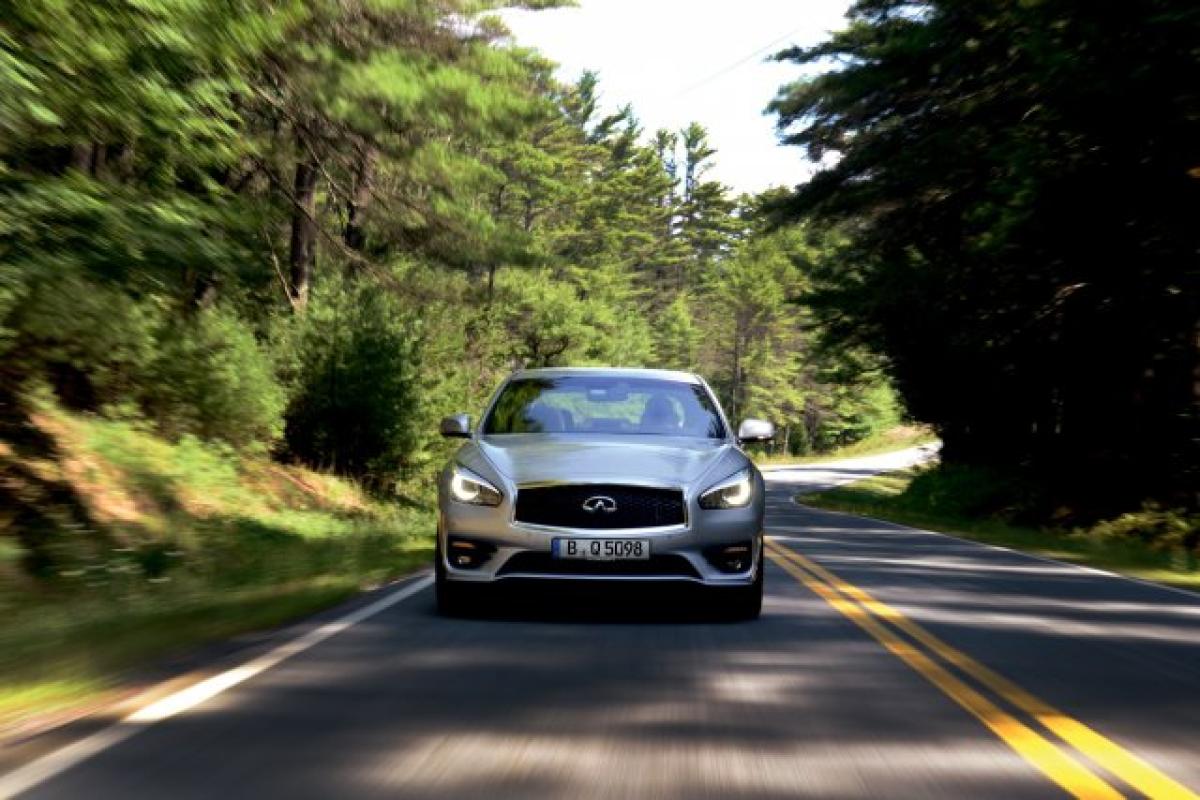 Infiniti Q70 Hybrid