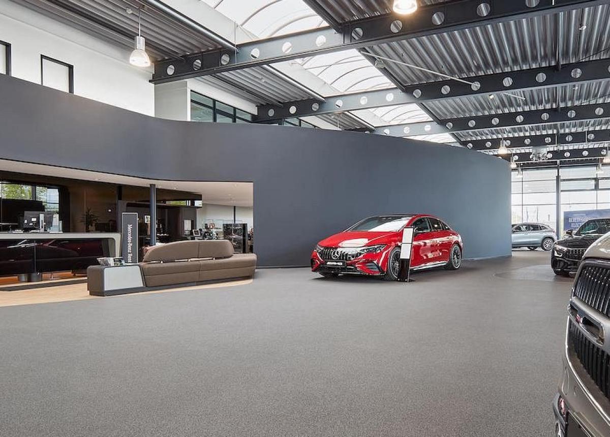Wiedereröffnung des Centers Marienfelde mit zukunftsweisendem Neubau der Mercedes-Benz Niederlassung Berlin