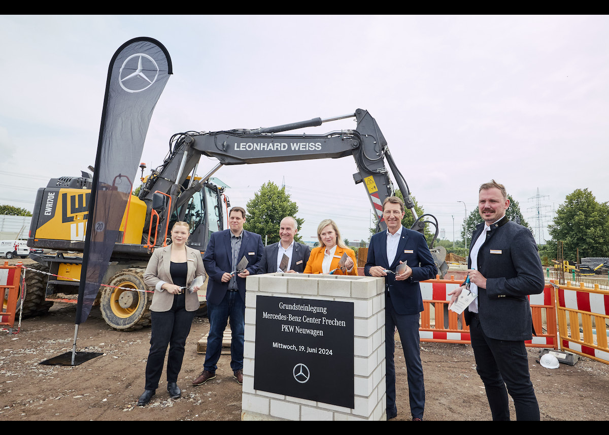 Mercedes-Benz legt Grundstein für zukunftsweisendes PKW-Center in Frechen