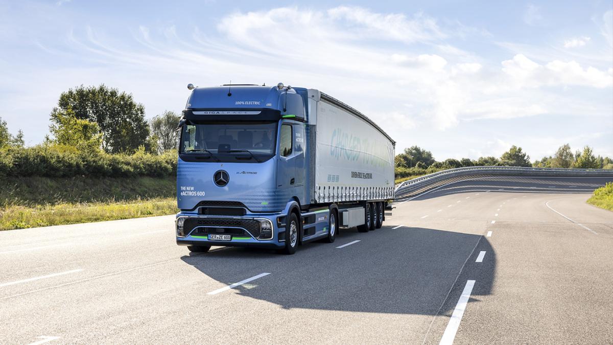 Mercedes-Benz Trucks baut Portfolio an batterieelektrischen Lkw auf Basis des eActros 600 aus