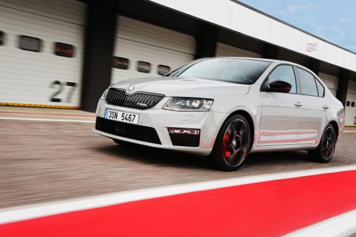 Skoda Octavia RS 230