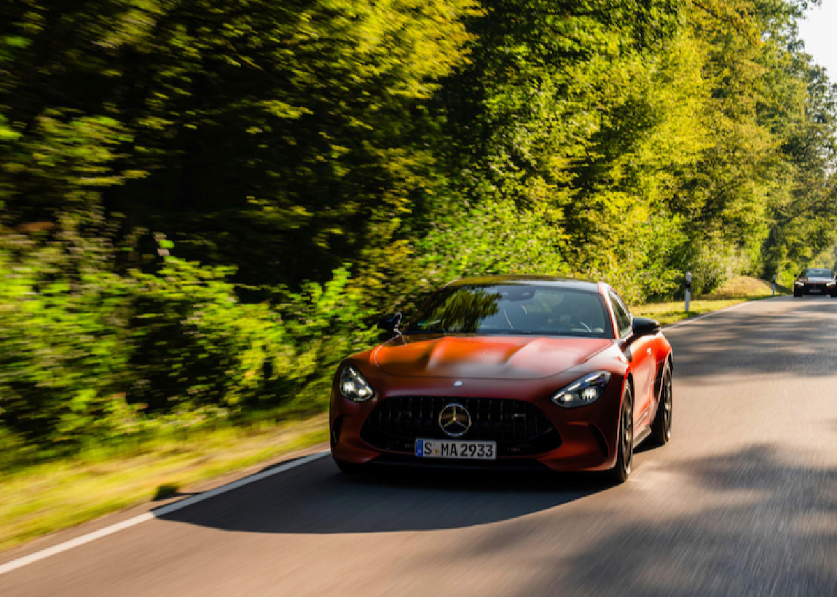 Das AMG EXPERIENCE Sommerprogramm 2025: exklusive Fahrtrainings und Markenerlebnisse
