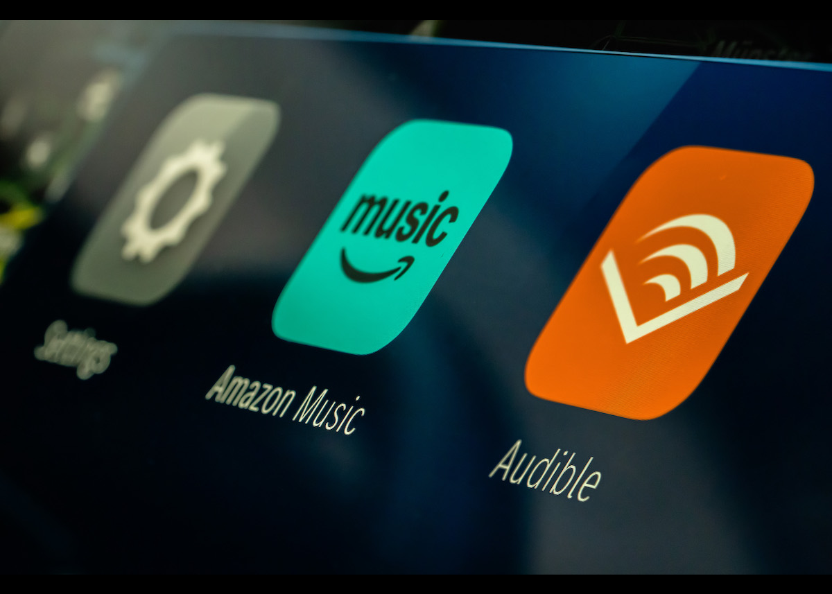 Mercedes-Benz führt per Over-the-Air (OTA) zahlreiche neue Funktionen ein – darunter Amazon Music und Audible in Dolby Atmos