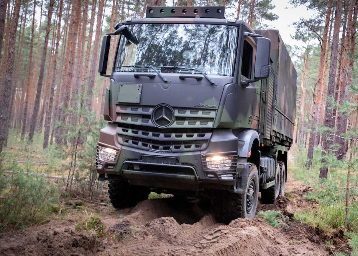 Daimler Truck erhält Großauftrag von Bundeswehr-Mobilitätsdienstleister BwFuhrparkService