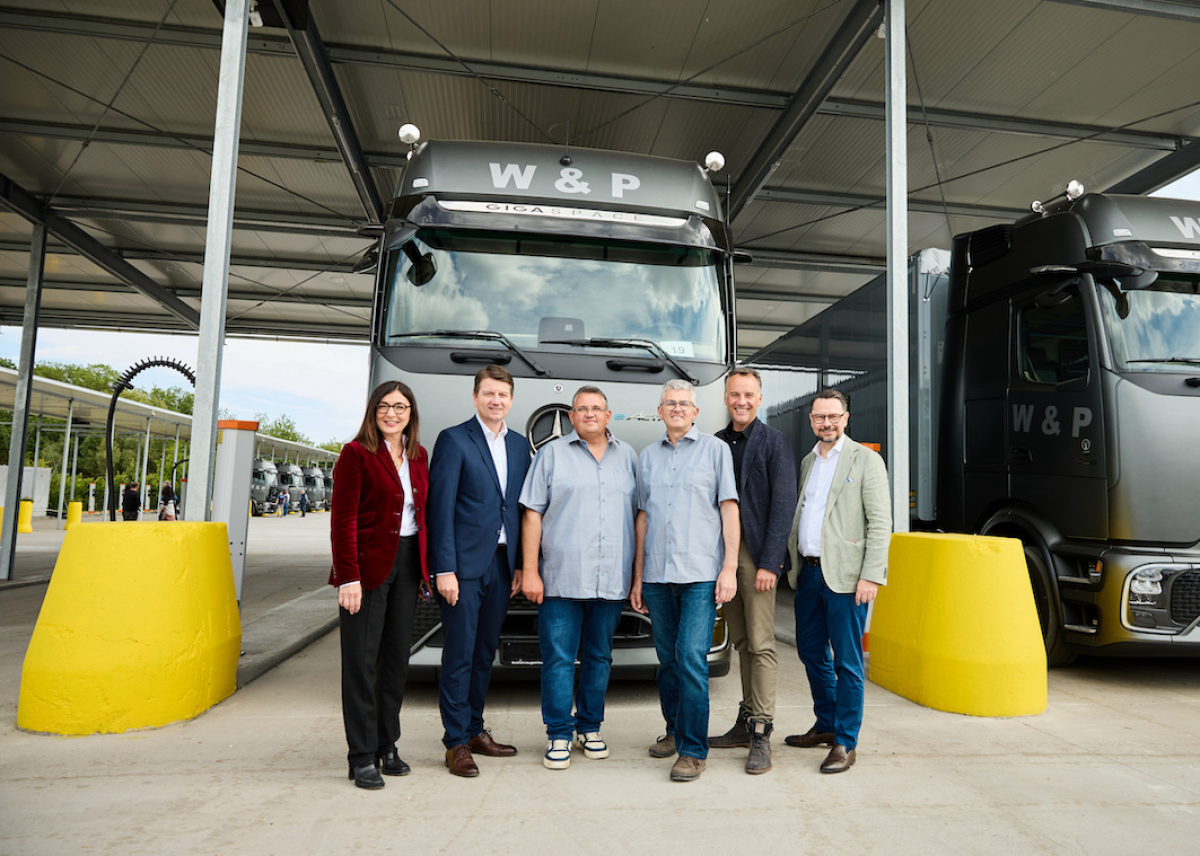 E-Mobilität in Unterfranken: Spedition W&P verstärkt Flotte mit 20 Mercedes-Benz eActros 600 und eröffnet Ladepark mit 56 Ladepunkten