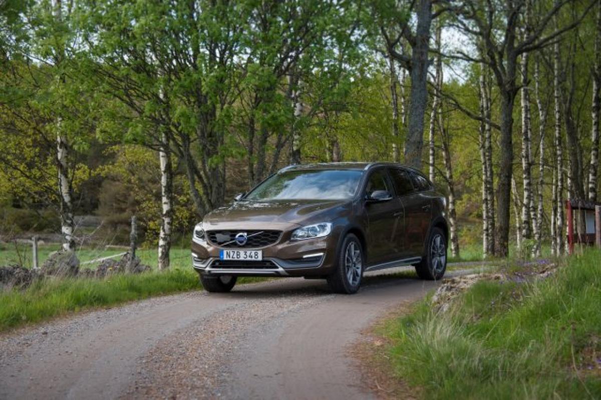 Volvo V60 Cross Country D4 AWD
