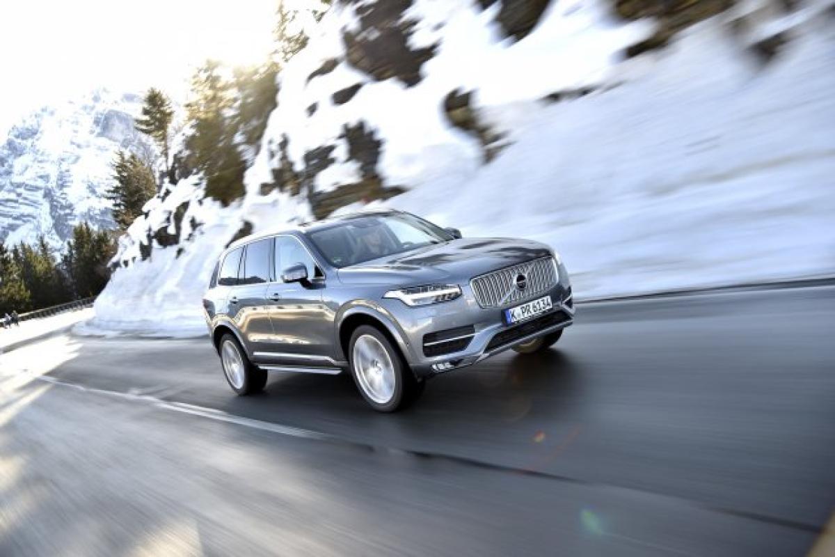 Volvo XC90 D4 und T5 AWD