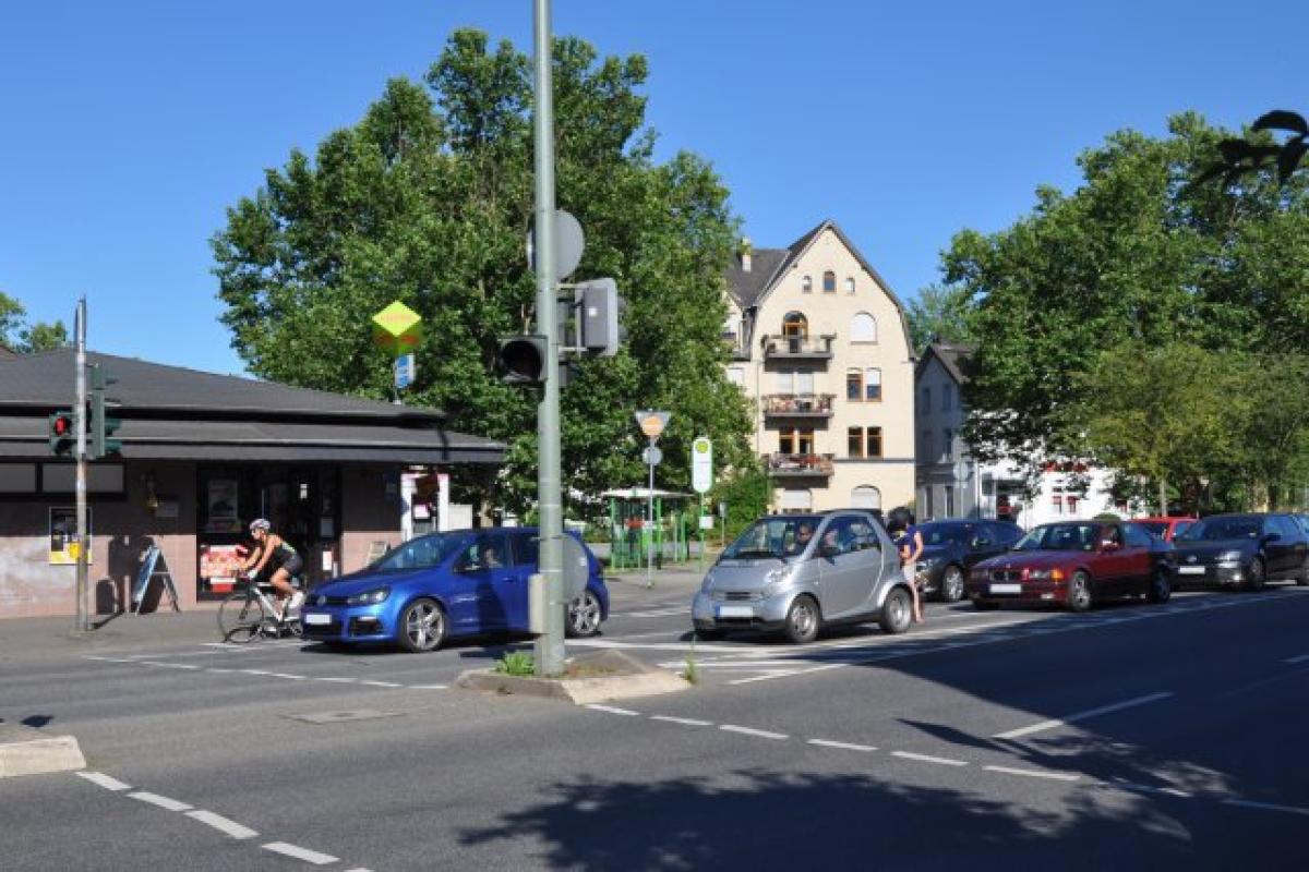 Unfall mit Fahrrad und Auto
