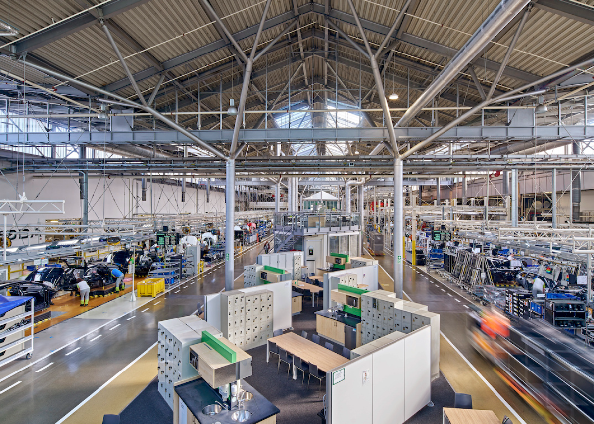 30 Jahre nach der Grundsteinlegung: Halle M13 – ein wesentlicher Pfeiler der Škoda Produktion