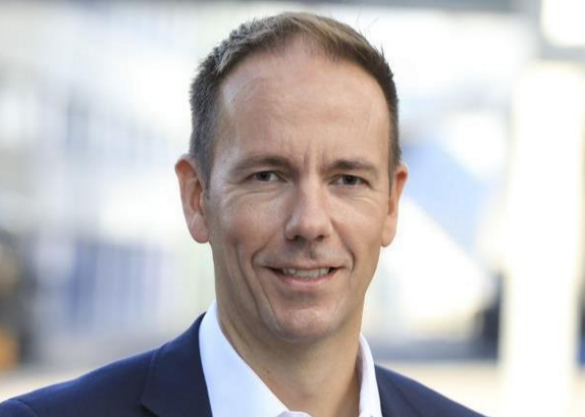 Vertrieb und Marketing der Porsche AG richtet sich neu aus