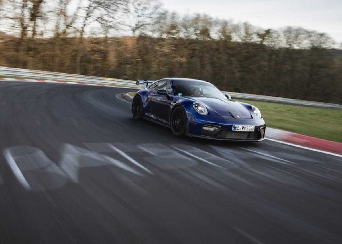 Neuer Porsche 911 GT3 meistert Nordschleife in 6:56,294 Minuten