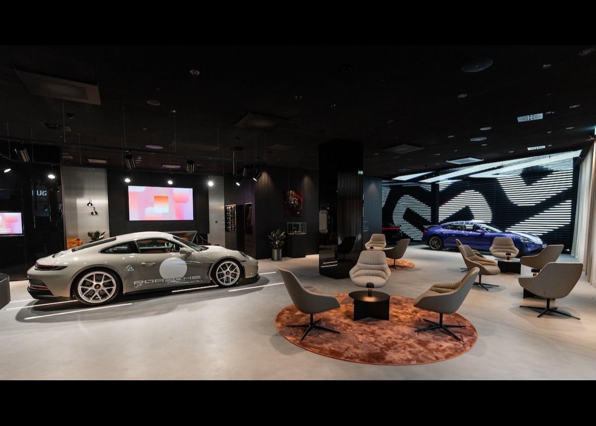 Erstes Porsche Studio in Deutschland eröffnet