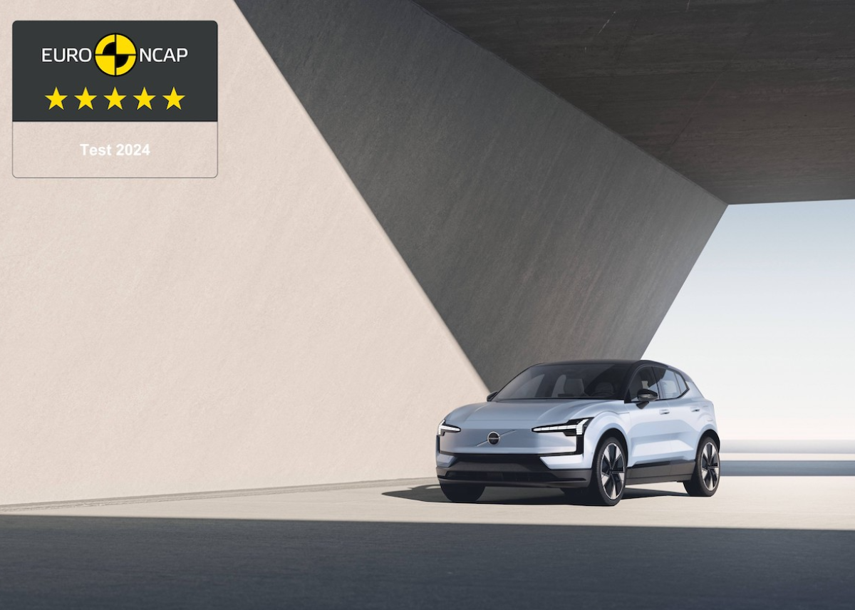 Vollelektrischer Volvo EX30 erzielt Bestnote von fünf Sternen im Euro NCAP Crashtest