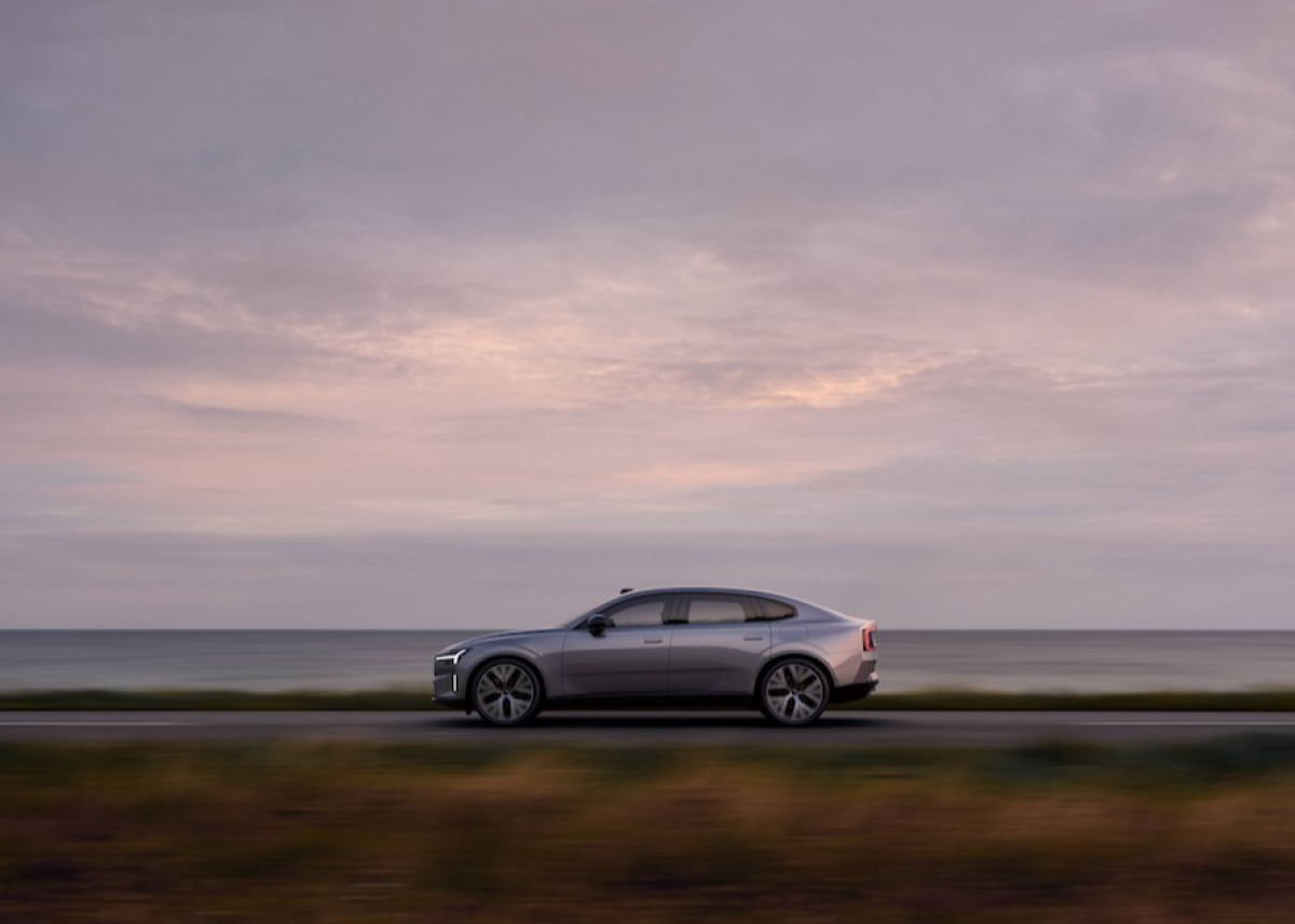 Neuer Volvo ES90 feiert Deutschland-Premiere im Rahmen des Ocean Race Europe in Kiel