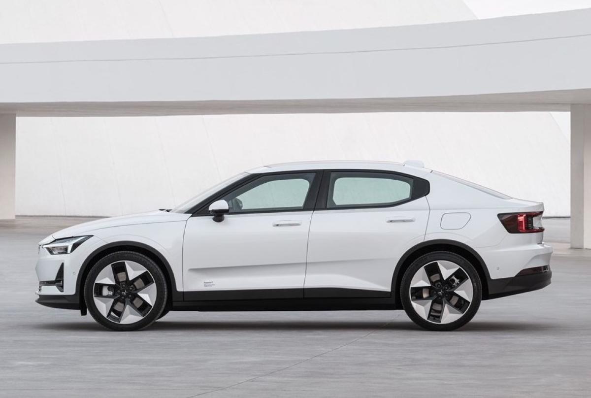Polestar plant weitere Retail Standorte in Deutschland