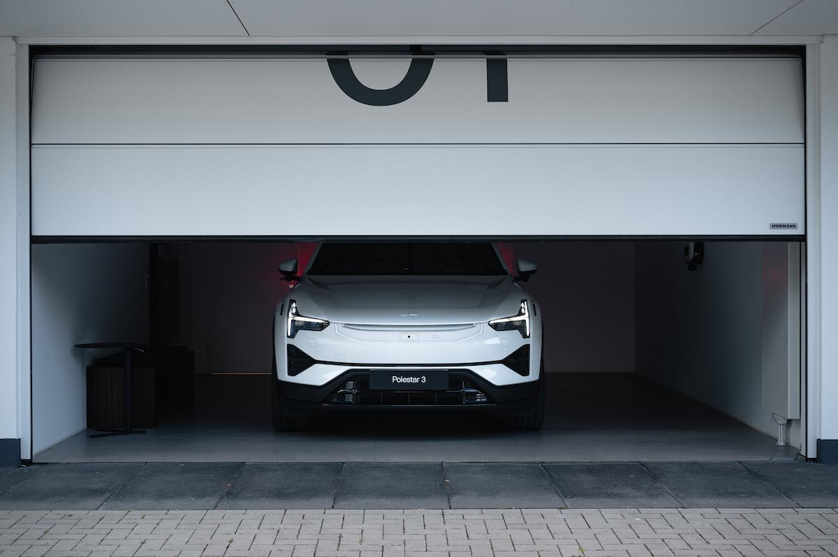 Polestar liefert erste Polestar 3 Elektro-SUVs aus