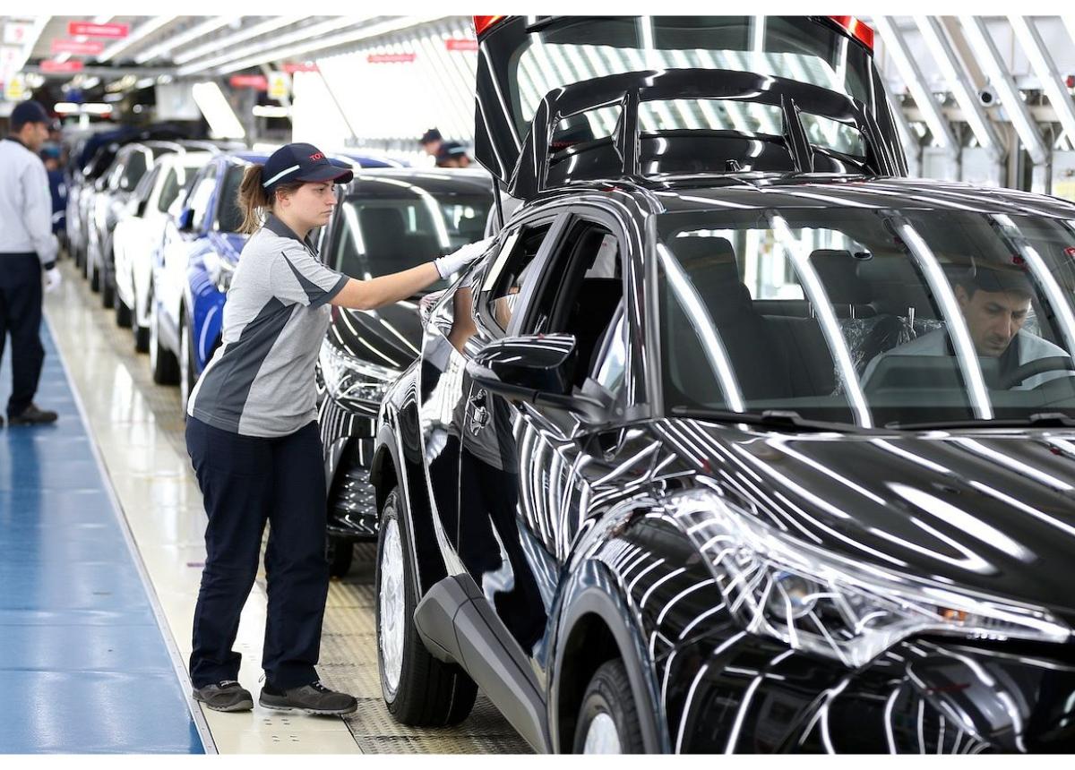 Erster Toyota Plug-in-Hybrid aus Europa