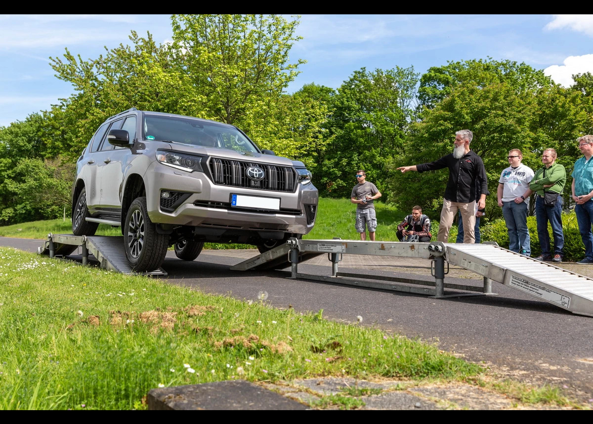 Toyota Collection: Offroad-Day feiert neuen Toyota Land Cruiser und 4x4-Klassiker