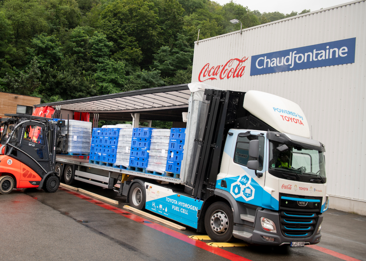 Toyota und Partnerunternehmen starten Testprogramm für Wasserstoff-Lkw