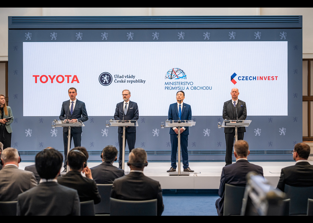 Toyota kündigt in Europa produzierte batterieelektrische Fahrzeuge an