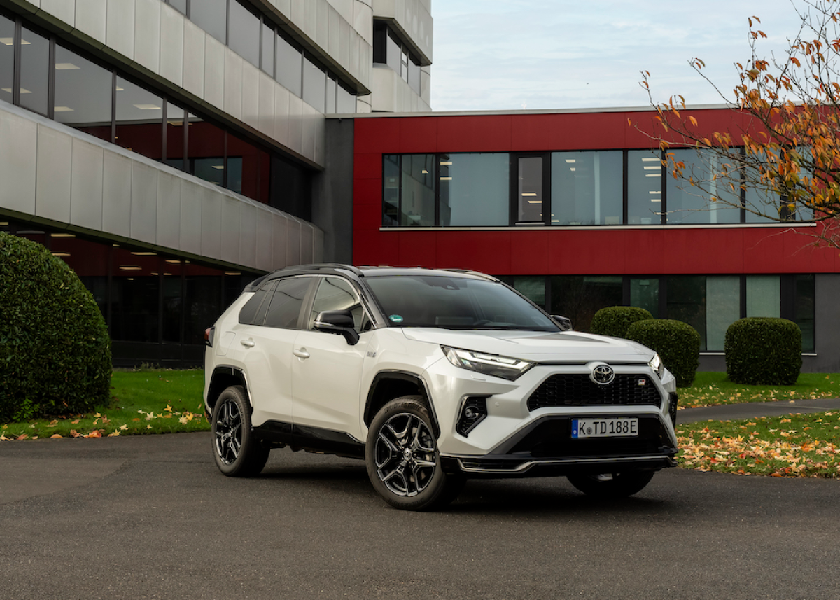 Toyota RAV4: Attraktive Angebote für den Dauertest-Champion