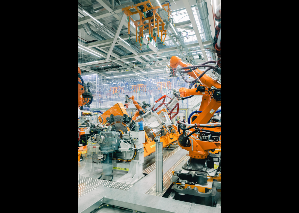 Virtuell gesteuerte Fertigung erstmals im Audi Karosseriebau