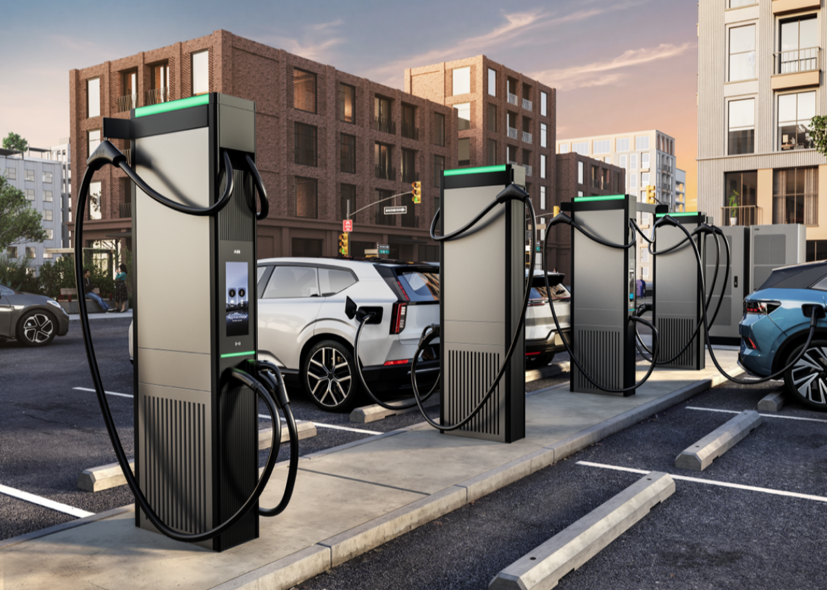 ABB E-mobility: OM M-Series richtet Ladeinfrastruktur konsequent an der Wirtschaftlichkeit gelieferter Energie aus