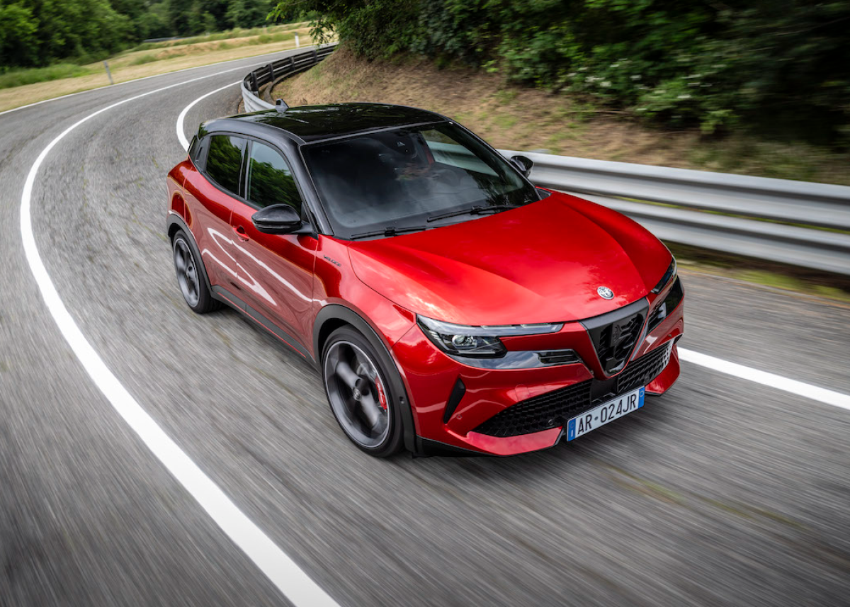 Elektrisierende Präsenz von Stellantis auf dem Brüsseler Autosalon 2025: Eine Weltpremiere sowie ein beeindruckendes Marken-Portfolio und innovative Technologien