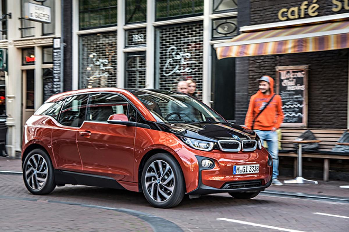 BMW i3