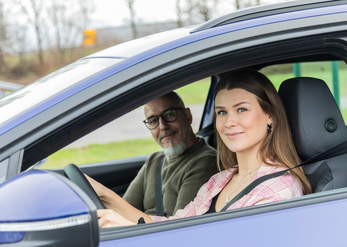 Über 90 Prozent der jungen Leute wollen ein eigenes Auto