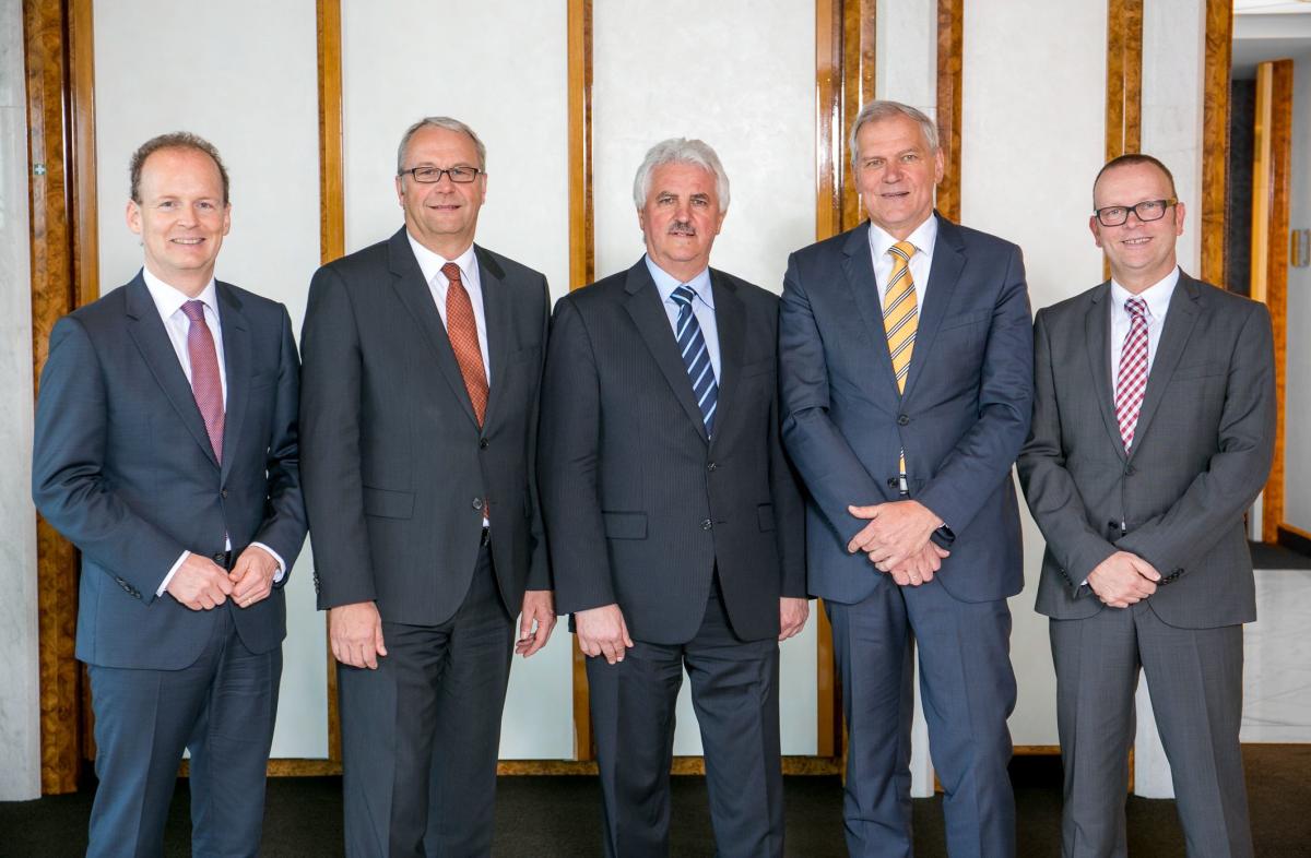 Neue Geschäftsführung bei DEKRA Automobil GmbH
