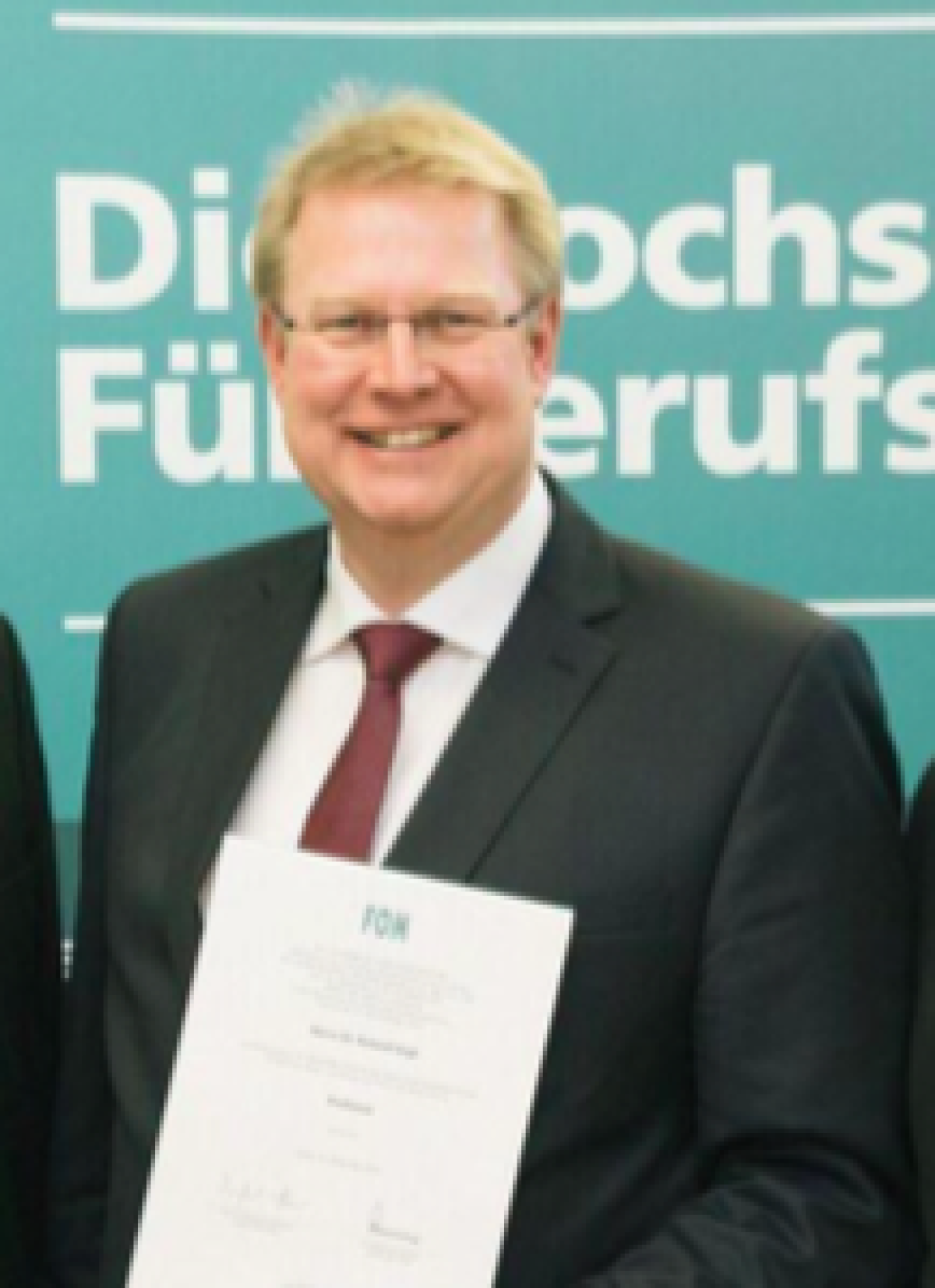 fleetcompetence-Geschäftsführer Dr. Roland Vogt nun auch Professor