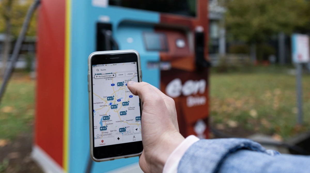 Neue Kooperation: Starcar lädt elektrische Flotte über E.ON Drive- App
