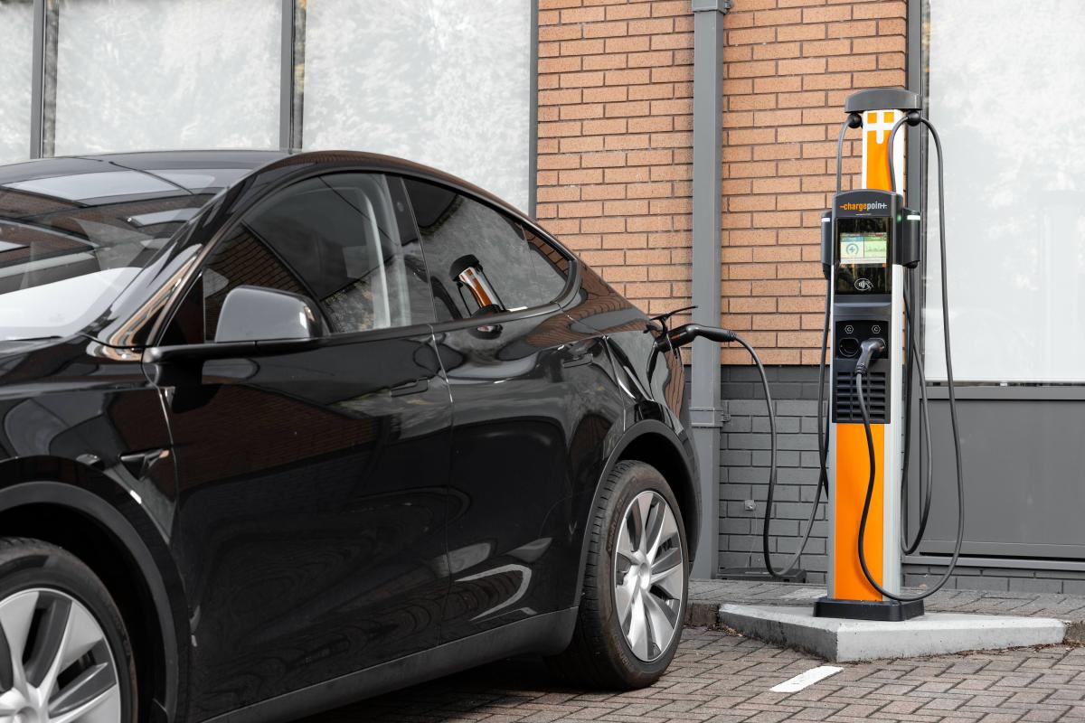 ChargePoint Analyse: Nachfrage für EV-Laden wächst  schneller als Ladeinfrastruktur