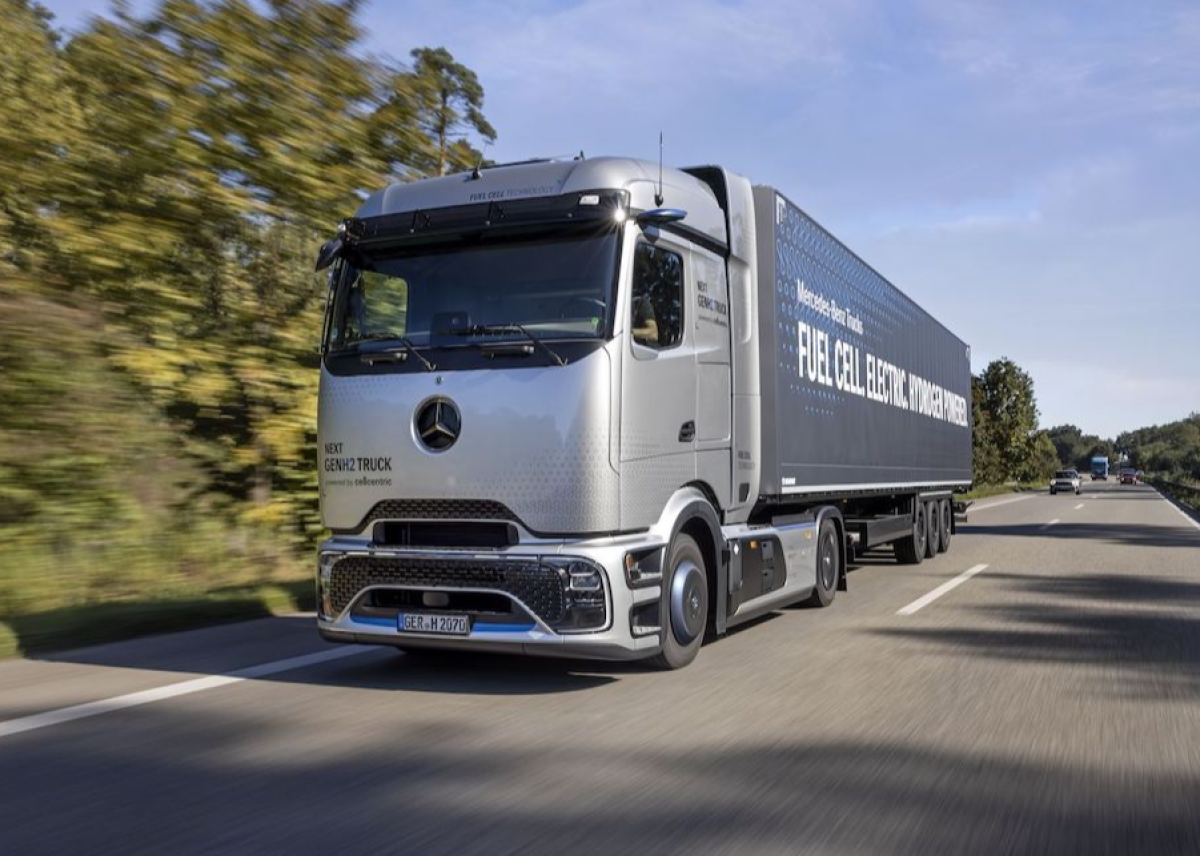 Dachser erhält die ersten Wasserstoff-Lkw der nächsten Generation von Daimler Truck
