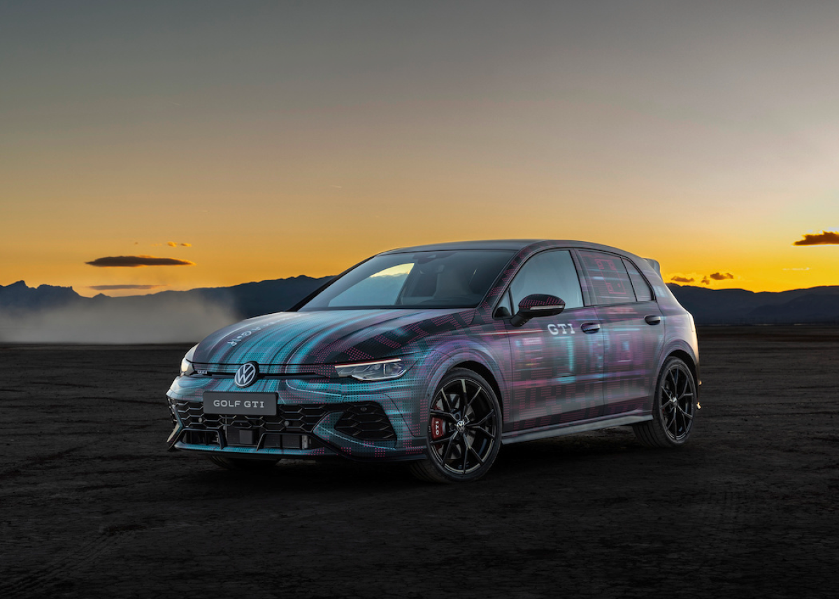 Volkswagen feiert 50 Jahre Golf beim  24-Stunden-Rennen auf dem Nürburgring