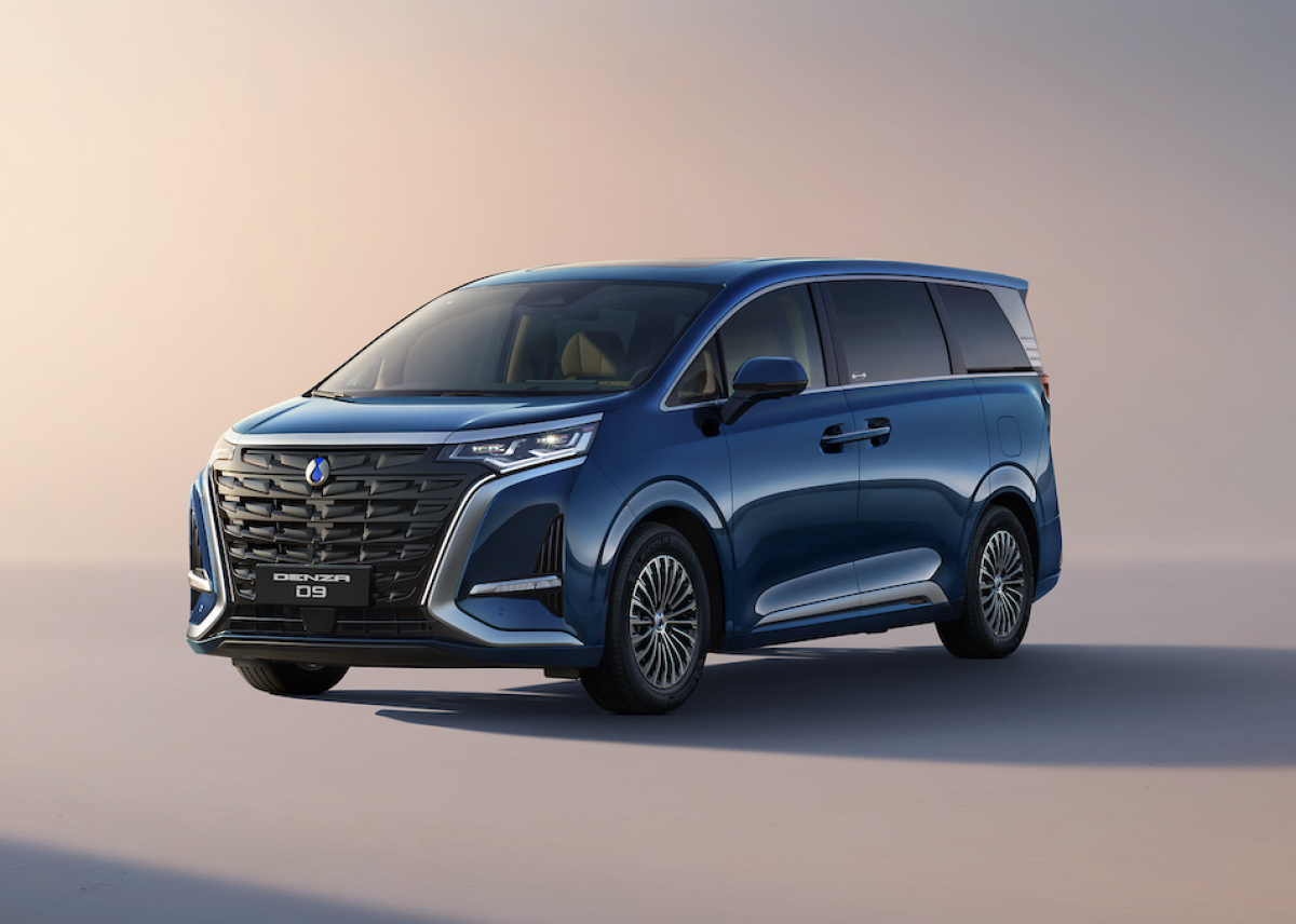 Der DENZA D9 DM-i bringt Super-Hybrid-Technologie in das MPV-Segment
