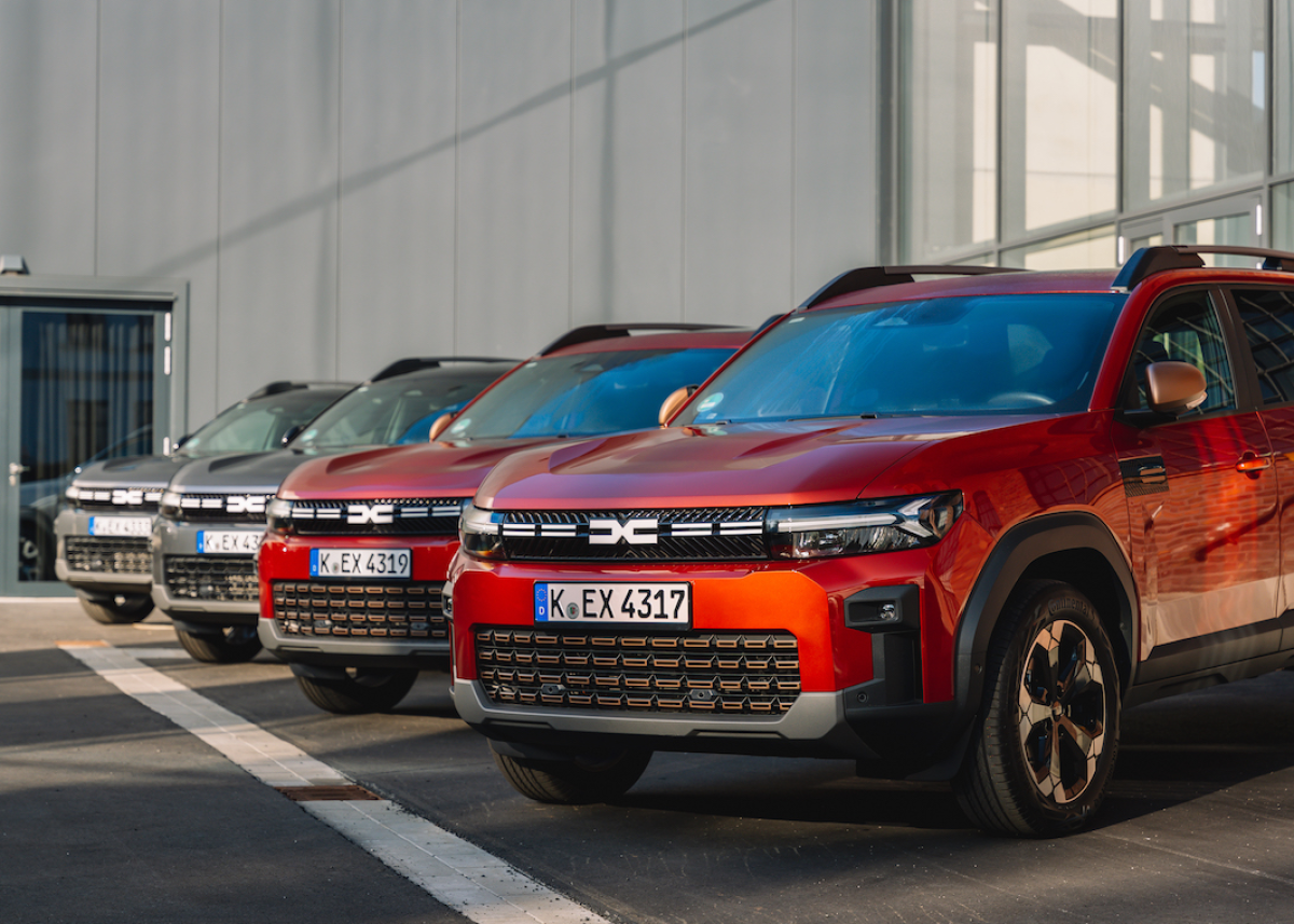 Neuer Dacia Bigster im Handel und bereit für Probefahrten