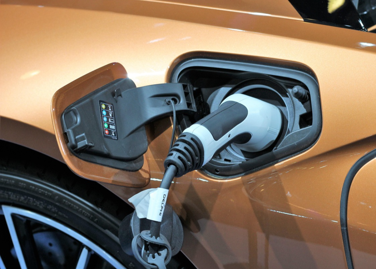 Allianz Trade Studie: Energiekrise ist ein Turbo für die Elektromobilität - doch Europas Infrastruktur bremst