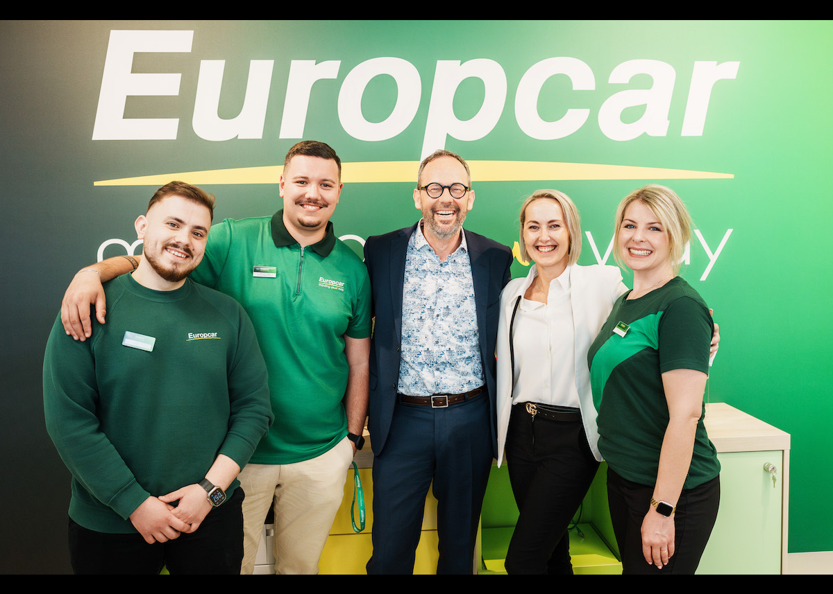 Premium-Mobilität in zentraler Lage: Europcar-Vermietstation in Stuttgarter Innenstadt neu eröffnet