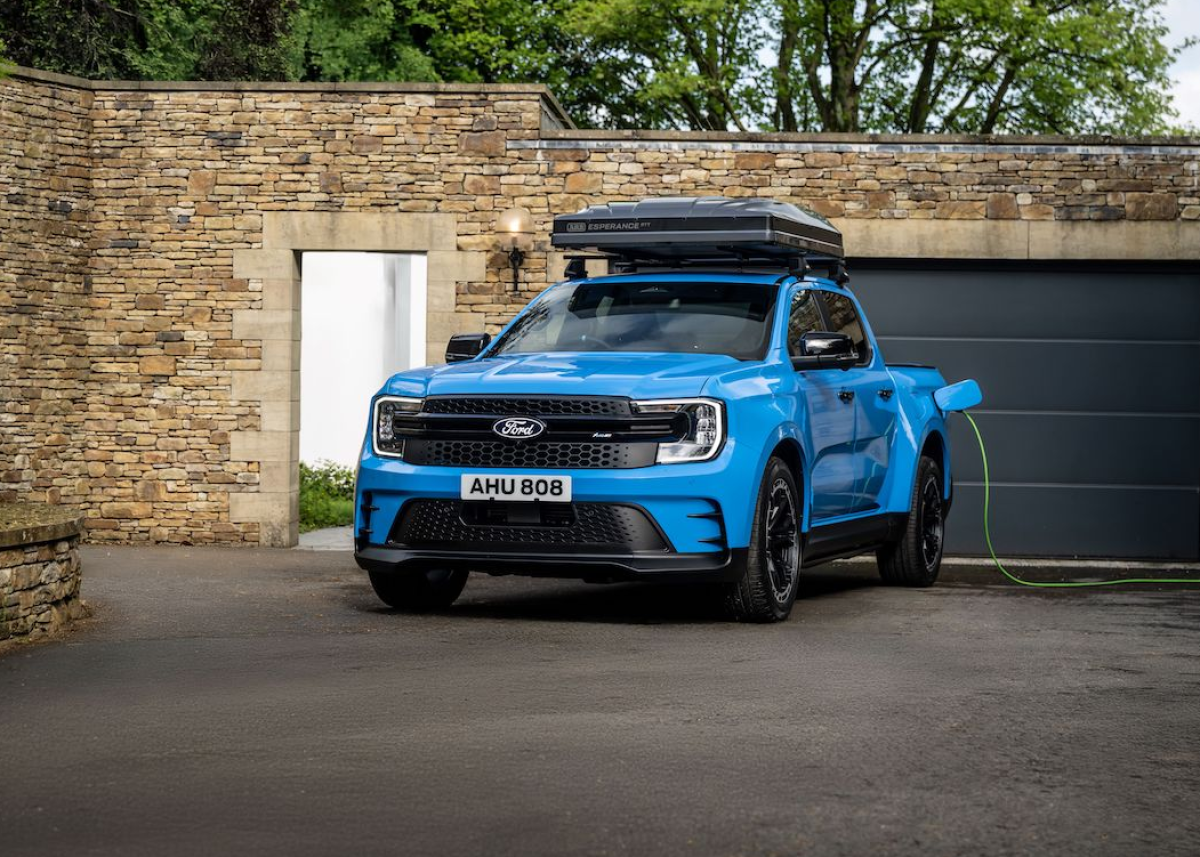 IAA Mobility: 100 Jahre Ford in Deutschland mit elektrischer Zukunft und zwei Weltpremieren