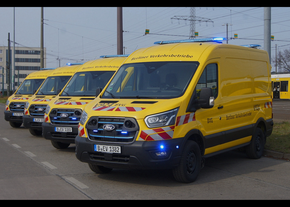 Ford Pro elektrifiziert die Nutzfahrzeugflotte der Berliner Verkehrsbetriebe (BVG)